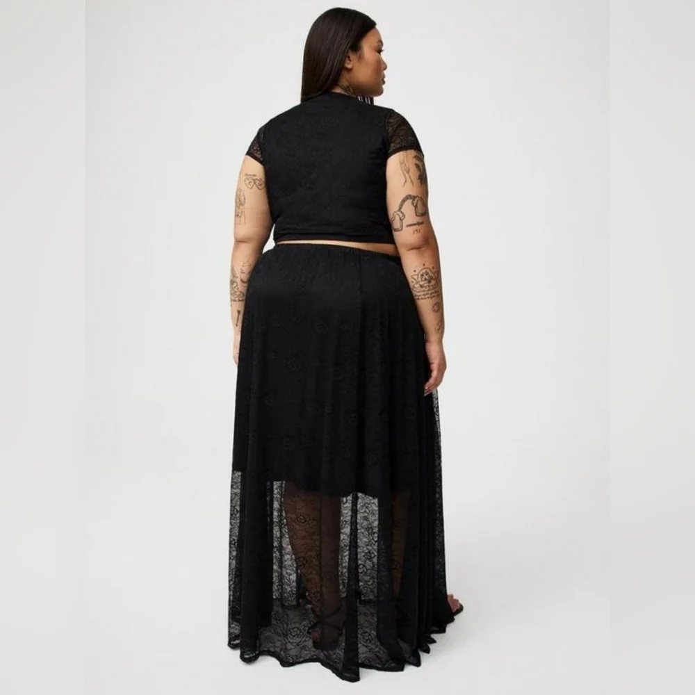 Torrid Lace Top And‎ Maxi Skirt Set